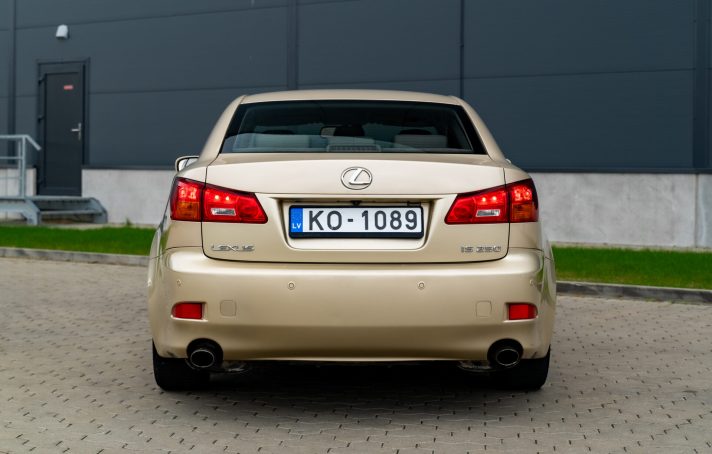 LEXUS IS 250