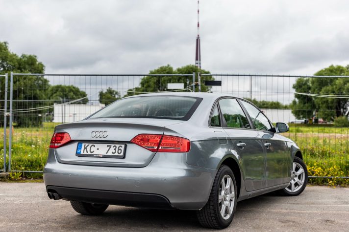 AUDI A4