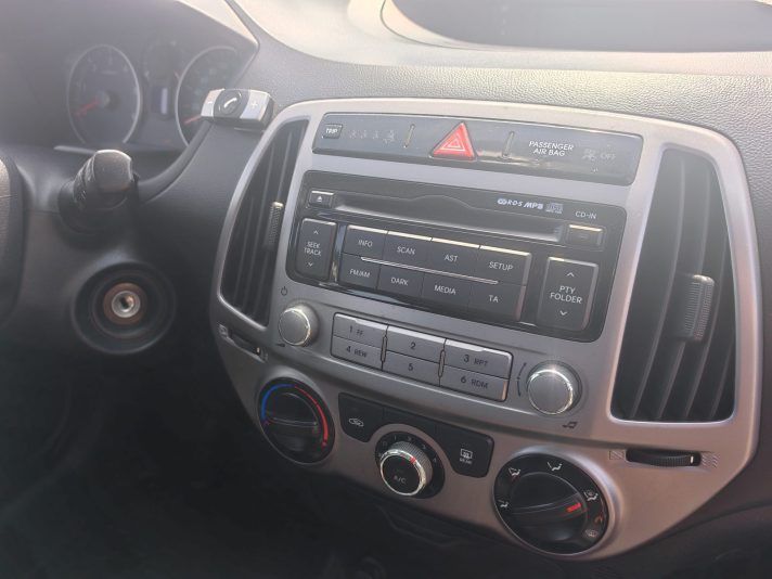 HYUNDAI I20, 1.1CRDI, 2014 GADS.