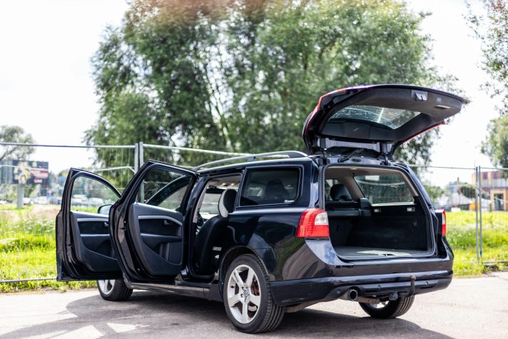 VOLVO V70