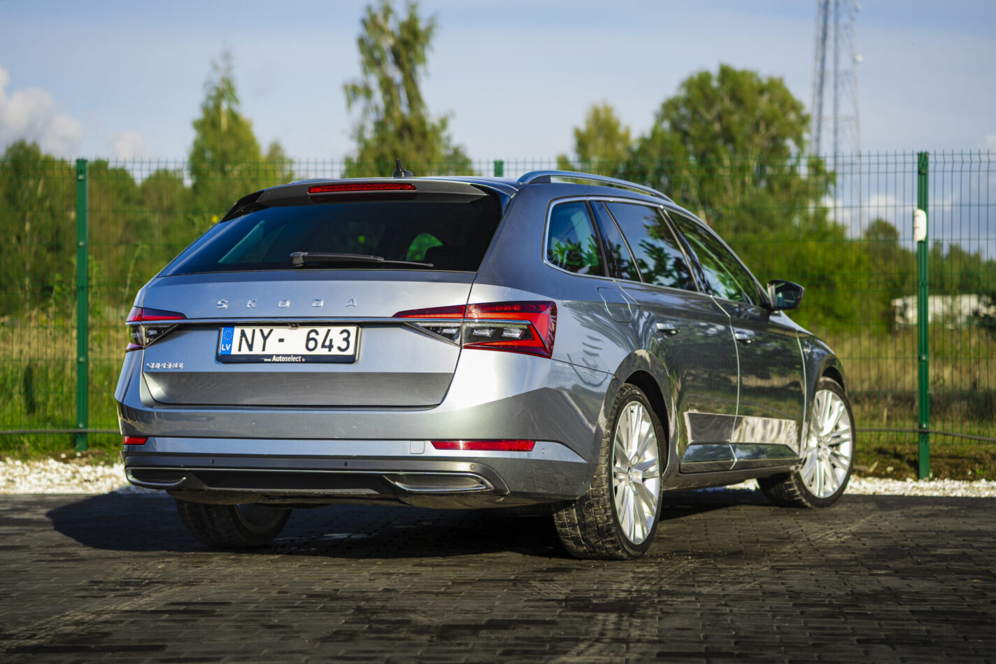 ŠKODA SUPERB LAURIN & KLEMENT