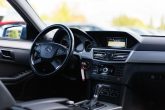 MERCEDES BENZ E200