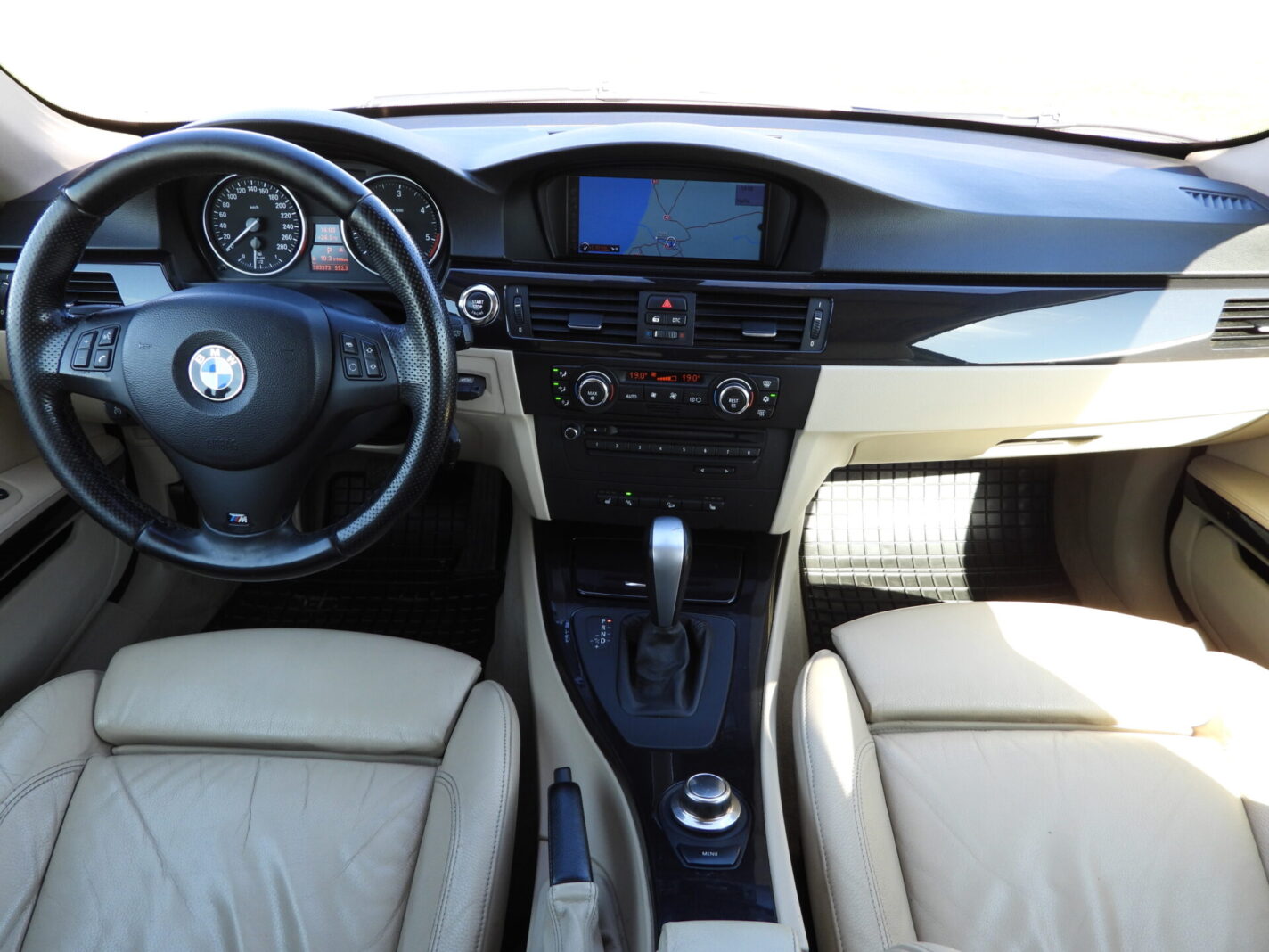 BMW 330 M-PACK