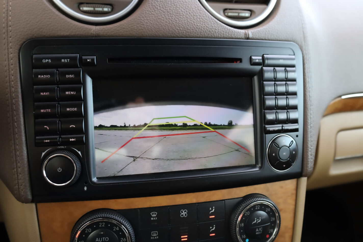 MERCEDES BENZ GL320