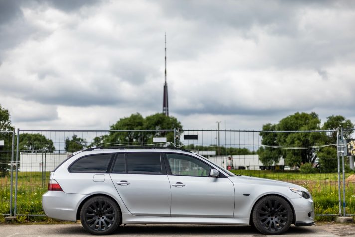 BMW 530
