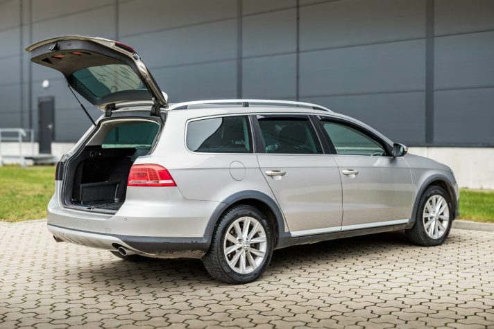 VW PASSAT