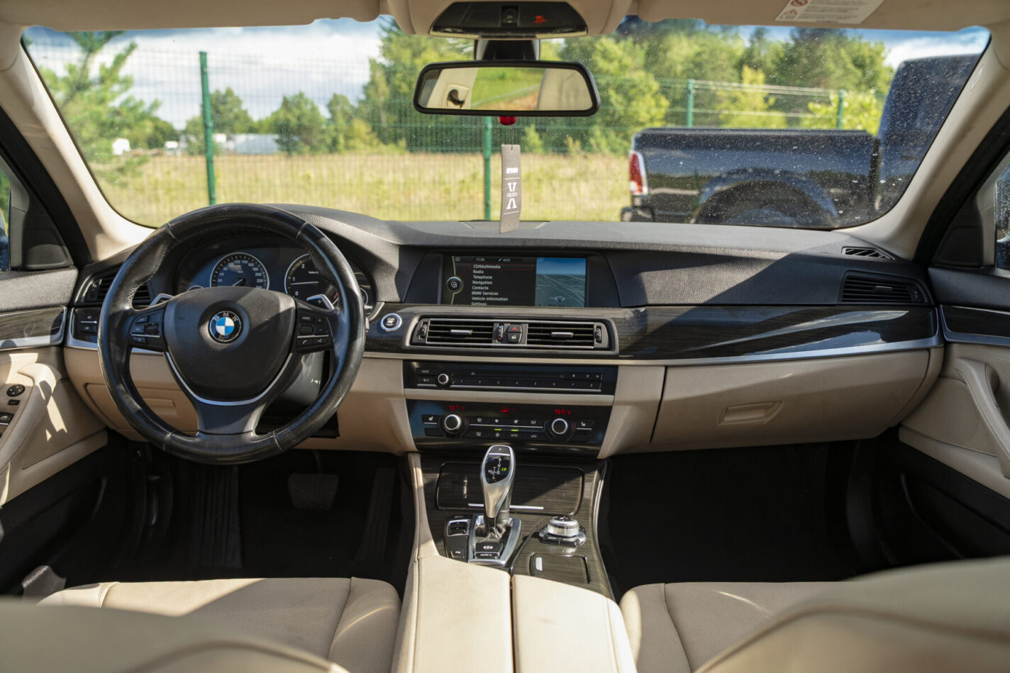 BMW 525