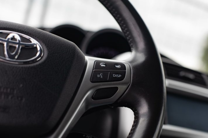 TOYOTA VERSO