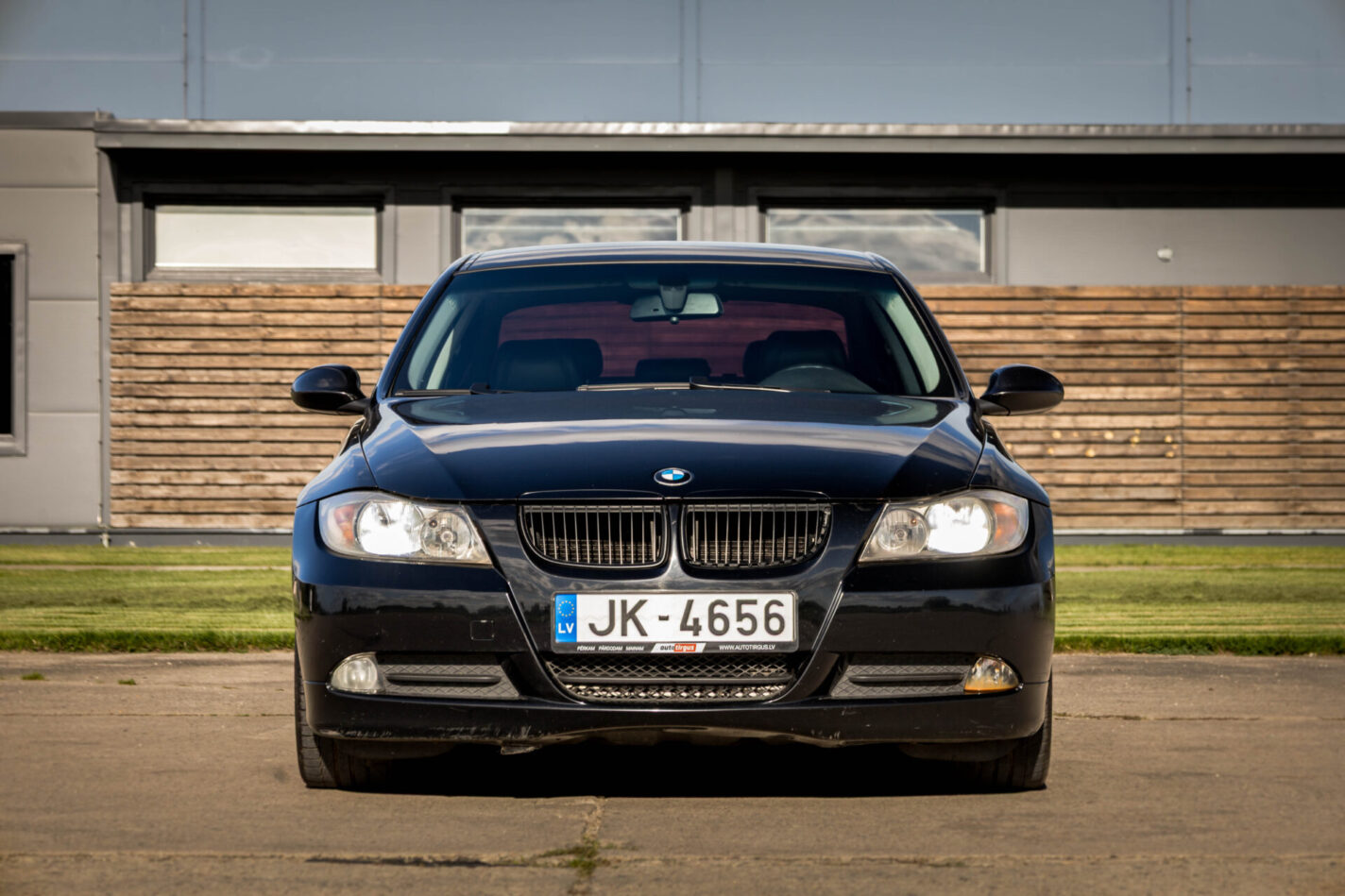 BMW 320