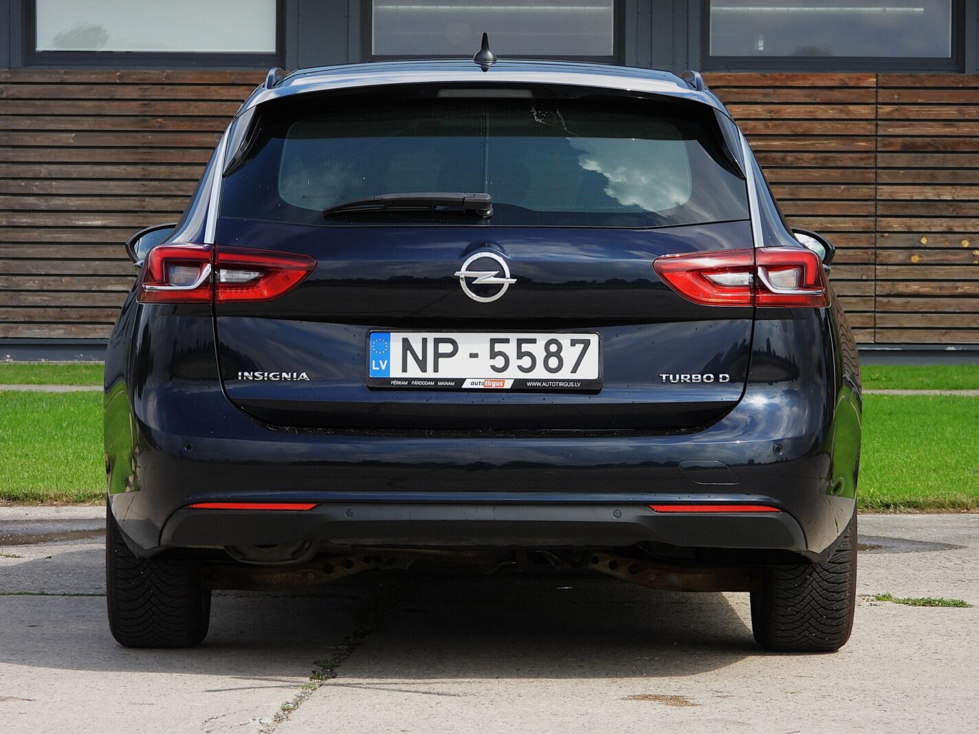 OPEL INSIGNIA SPORTS TOURER