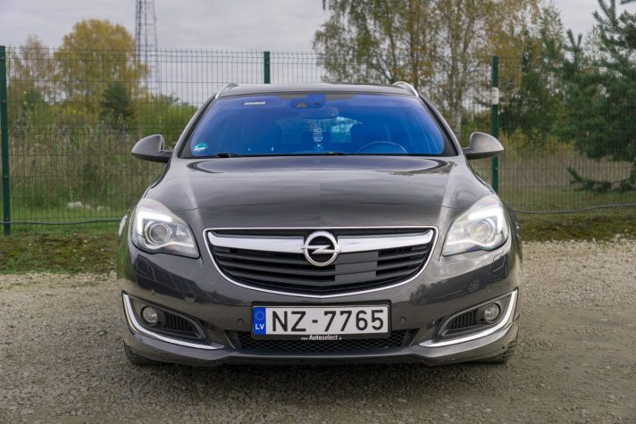 OPEL INSIGNIA SPORTS TOURER SW