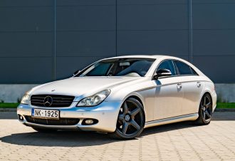 MERCEDES BENZ CLS 320