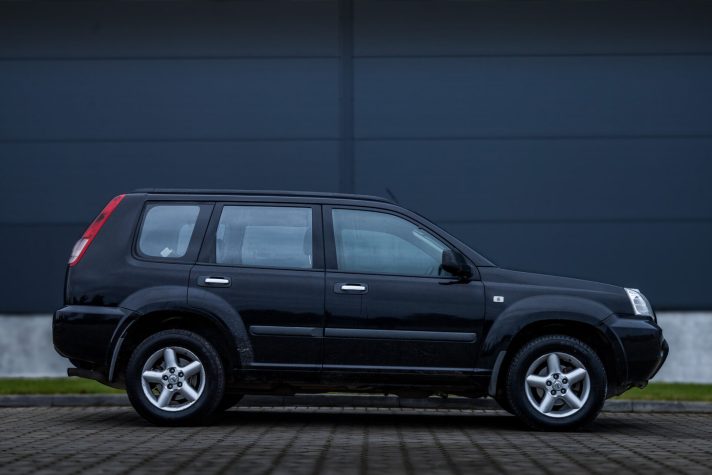 NISSAN X TRAIL