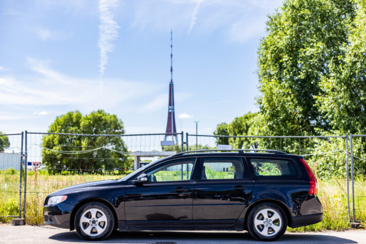 VOLVO V70