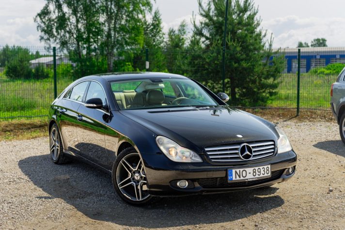 MERCEDES BENZ CLS 320