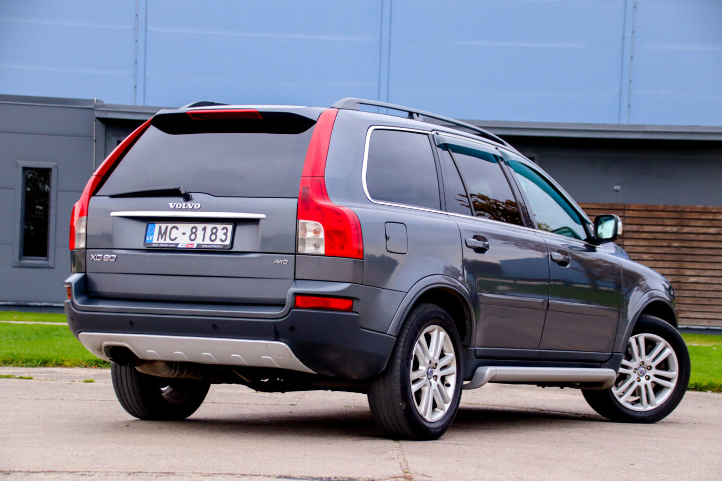 VOLVO XC90