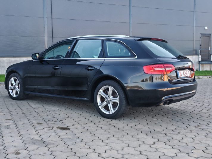 AUDI A4 2.0TDI, 2012G.