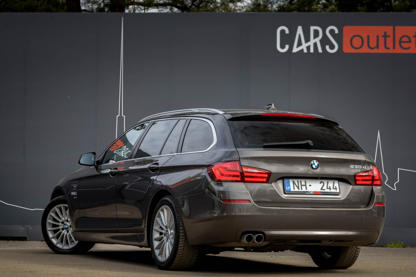 BMW 530