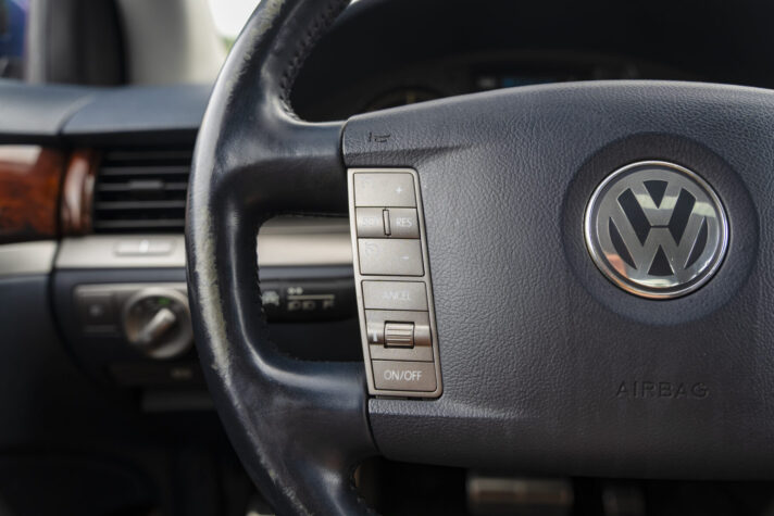 VW PHAETON