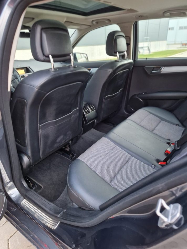 Tīko ievest no Beļģijas Mercedes C 200 Automātiskā ātrumkārba.