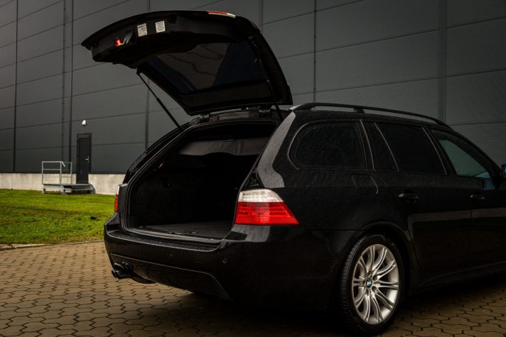 BMW 525