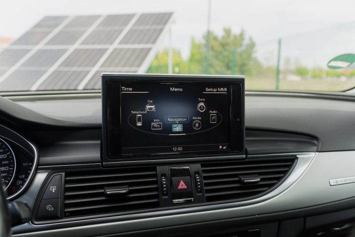 AUDI A6 AVANT S-LINE QUATTRO