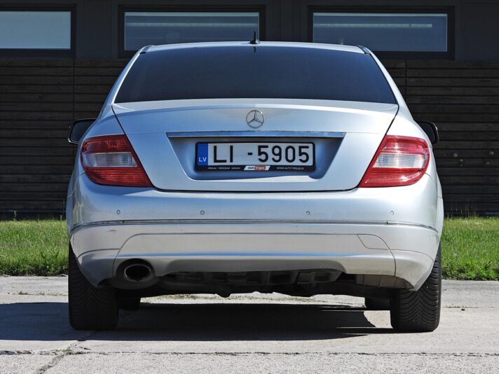 MERCEDES BENZ C220