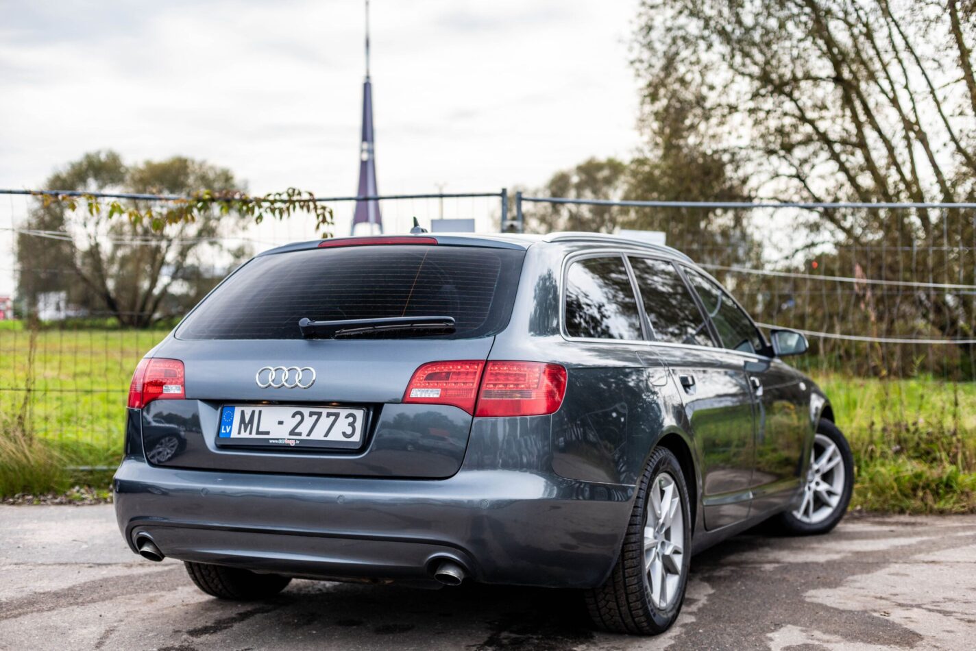 AUDI A6 AVANT