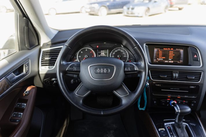AUDI Q5 QUATTRO