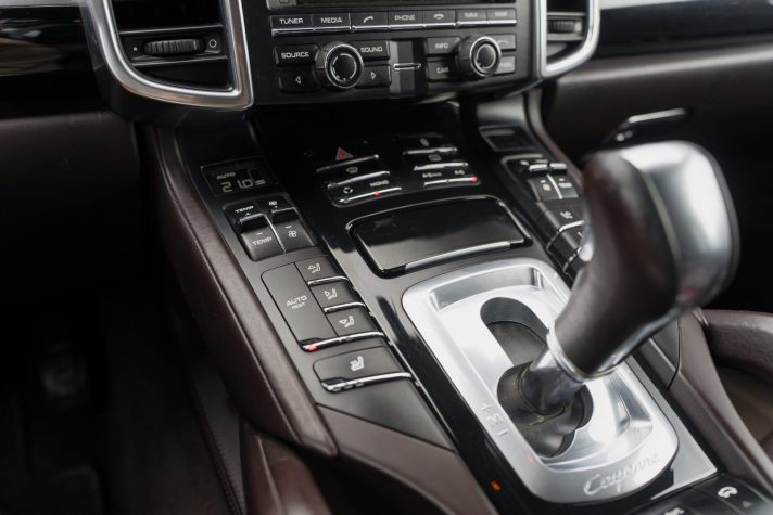 PORSCHE CAYENNE TURBO