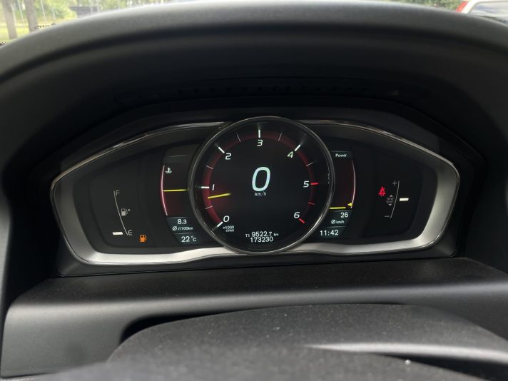 Xc60 2.4 D5 Awd 5 cilindru motors
