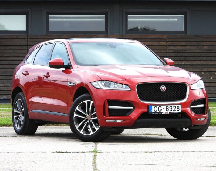 JAGUAR F-PACE