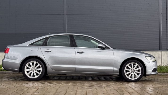 AUDI A6 LIMOUSINE
