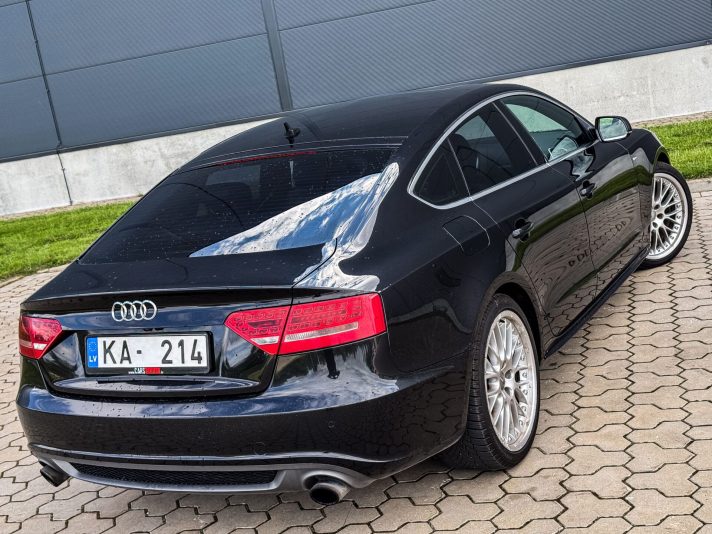 AUDI A5