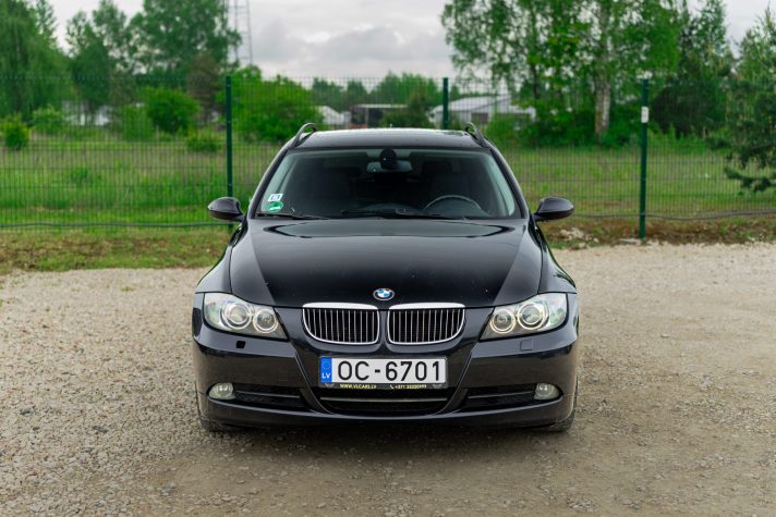 BMW 325i