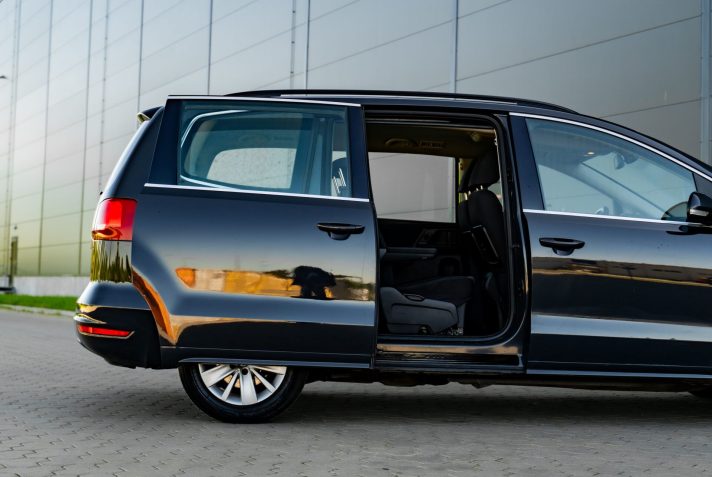 VW SHARAN