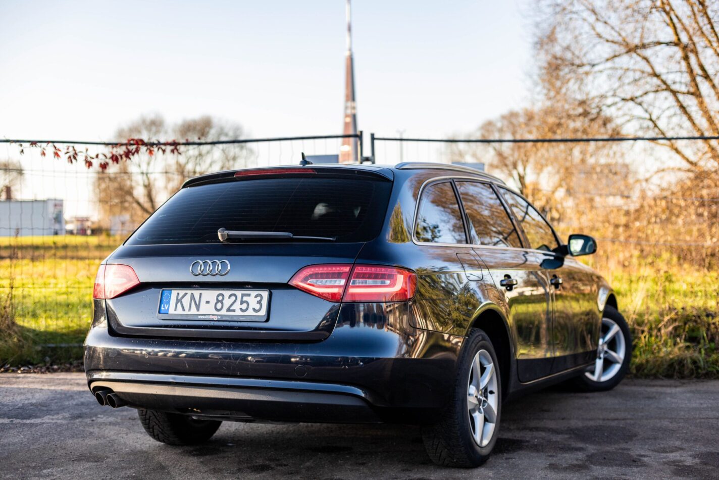 AUDI A4 AVANT