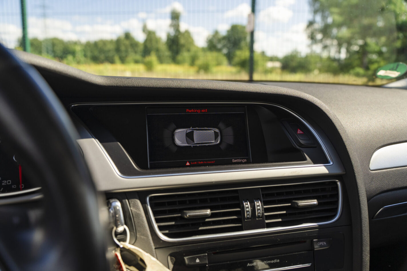 AUDI A4 AVANT QUATTRO