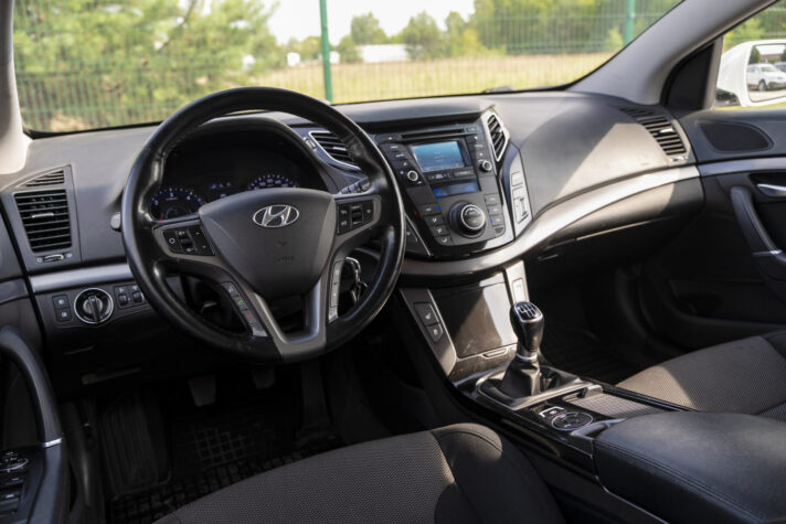 HYUNDAI I40