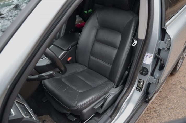 Tikko ievests. Volvo Xc70 2.4D5 (158kw-215z/s) Dīzelis 4×4 Awd pilnpiedziņas ar automātisko ātrumkārbu.