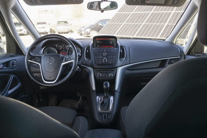 OPEL ZAFIRA TOURER