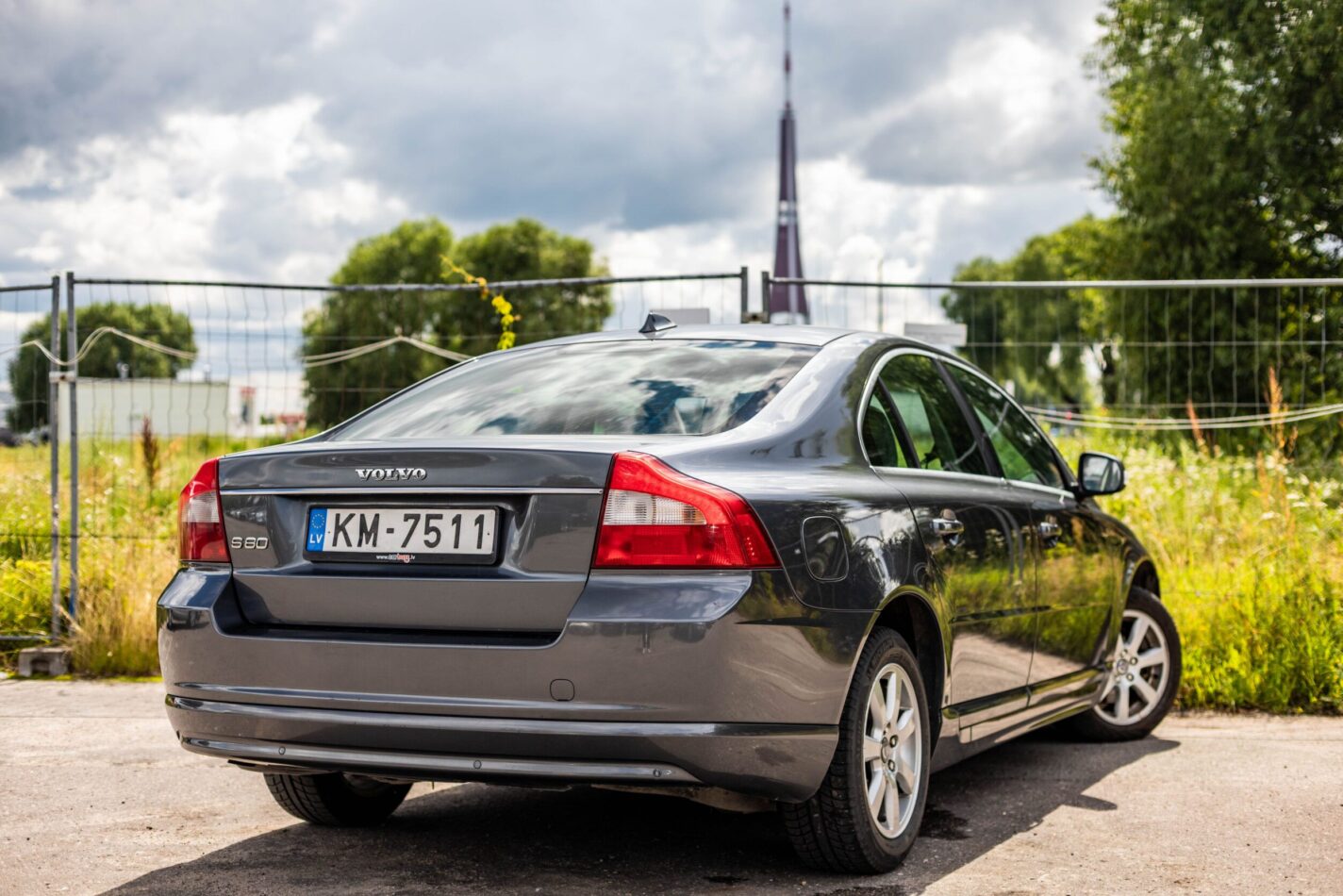 VOLVO S80