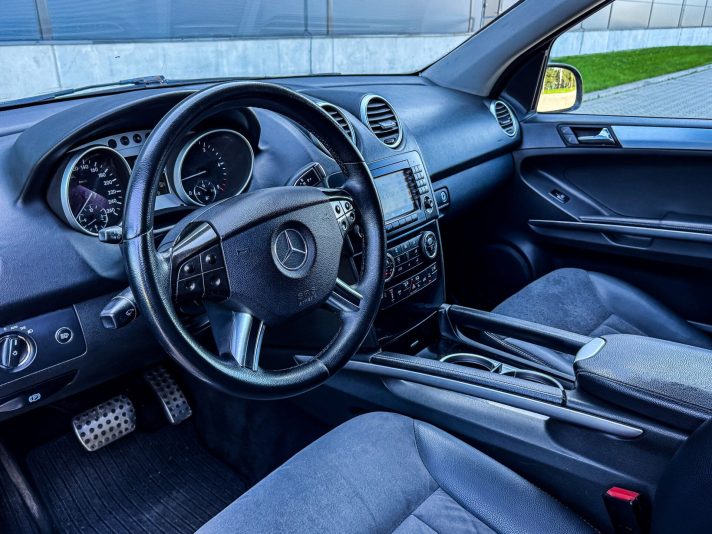 MERCEDES BENZ ML 320