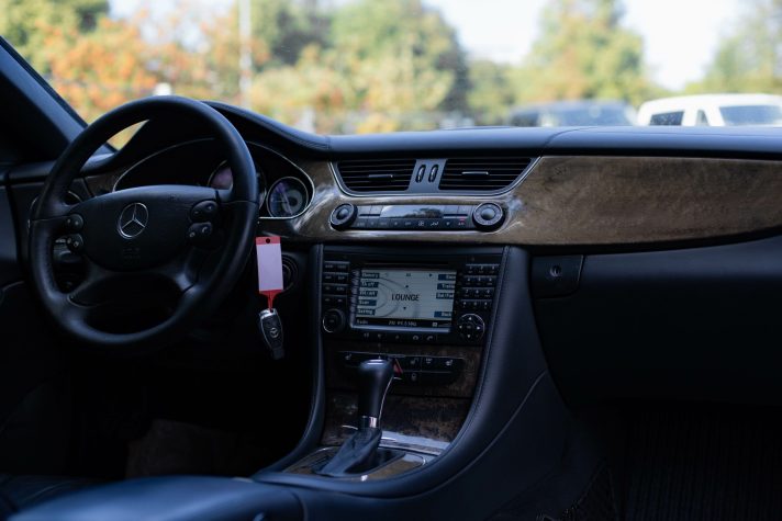 MERCEDES BENZ CLS 320