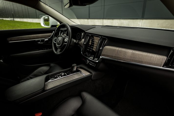 VOLVO V90 CROSS COUNTRY