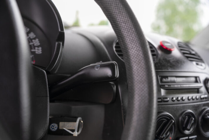VW NEW BEETLE