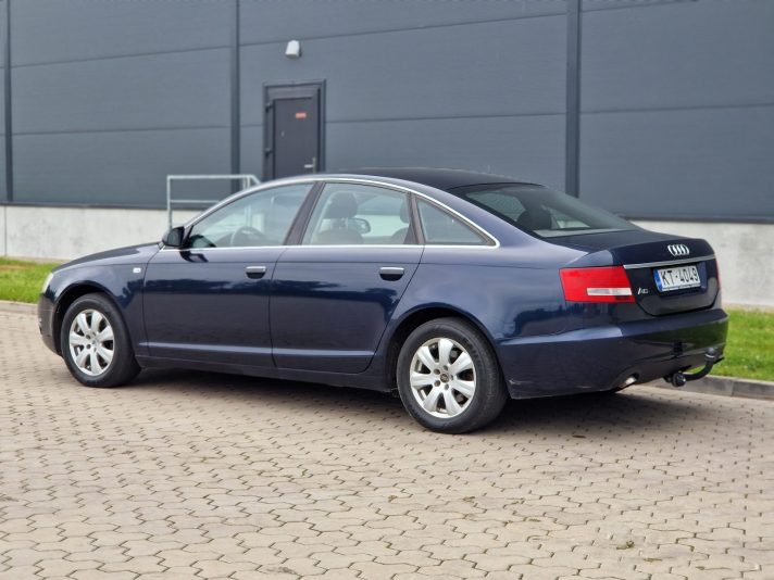 Audi A-6,Sedans 2.L D