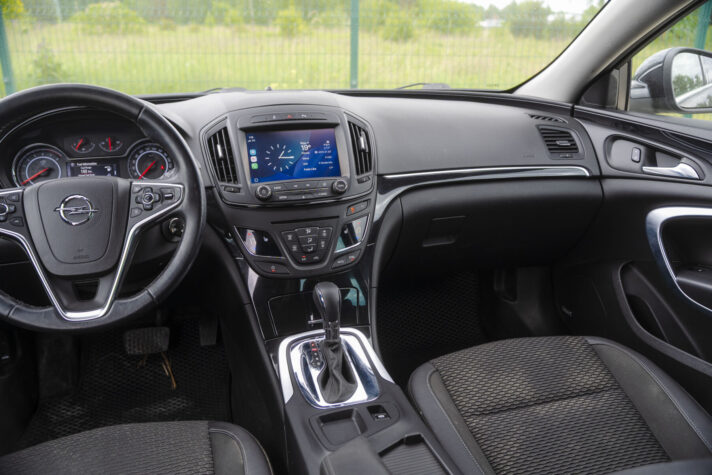 OPEL INSIGNIA SPORTS TOURER SW