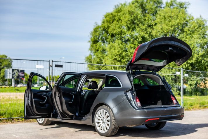 OPEL INSIGNIA SPORTS TOURER