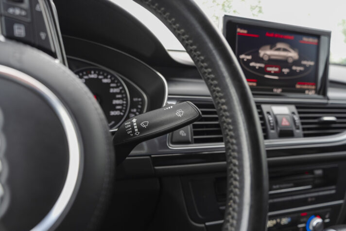 AUDI A6 LIMOUSINE QUATTRO